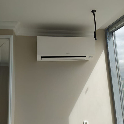 Монтаж настенных кондиционеров Daikin